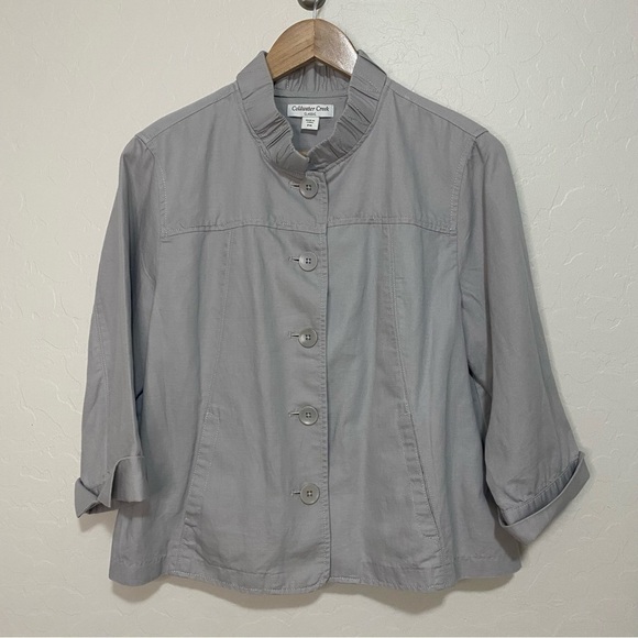 Coldwater Creek Classic light gray ruffle neck jacket Size 14P - Picture 4 of 6